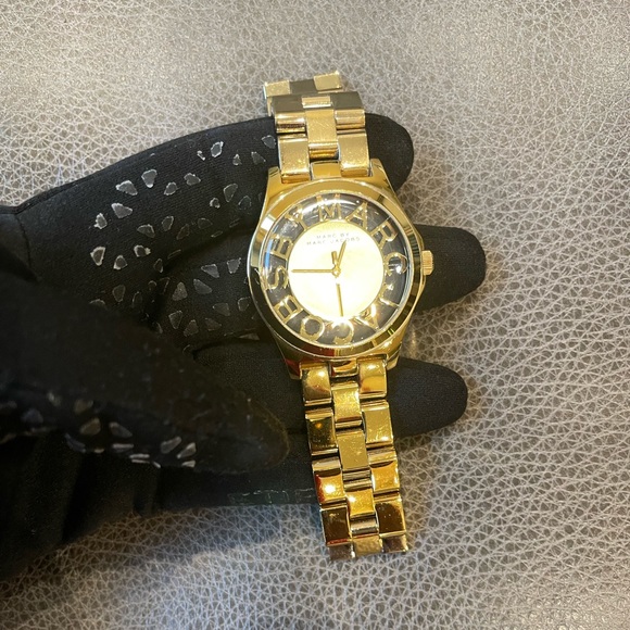 Marc by Marc Jacobs Watch - Picture 2 of 5